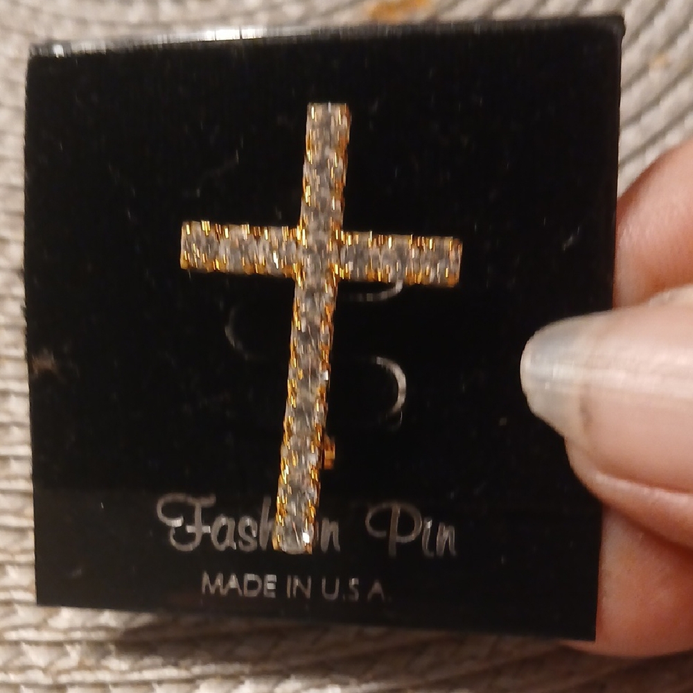 Elegant Gold and Silver Cross Brooch